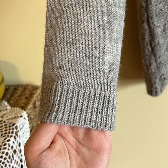 Ricki’s women’s sweater Alpaca blend soft Cowl neck knit sweater size Small grey - Picture 4 of 6